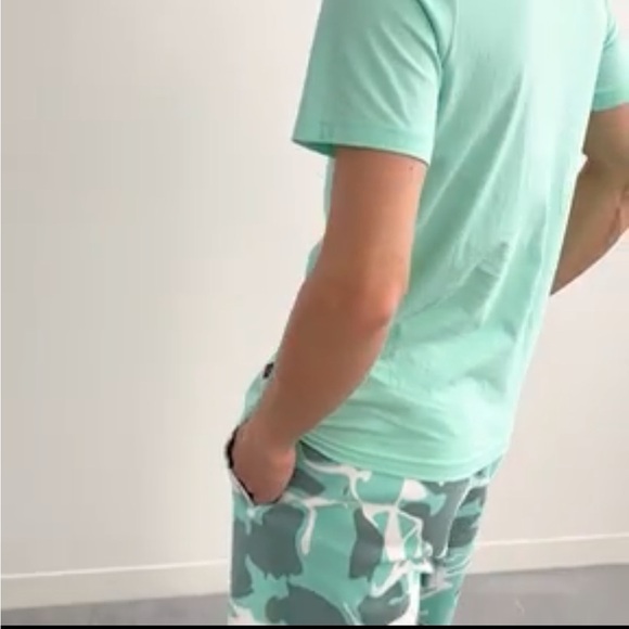 PUMA Men's Splash Regular-Fit Abstract-Print 10" Fleece Shorts, short - Picture 5 of 12